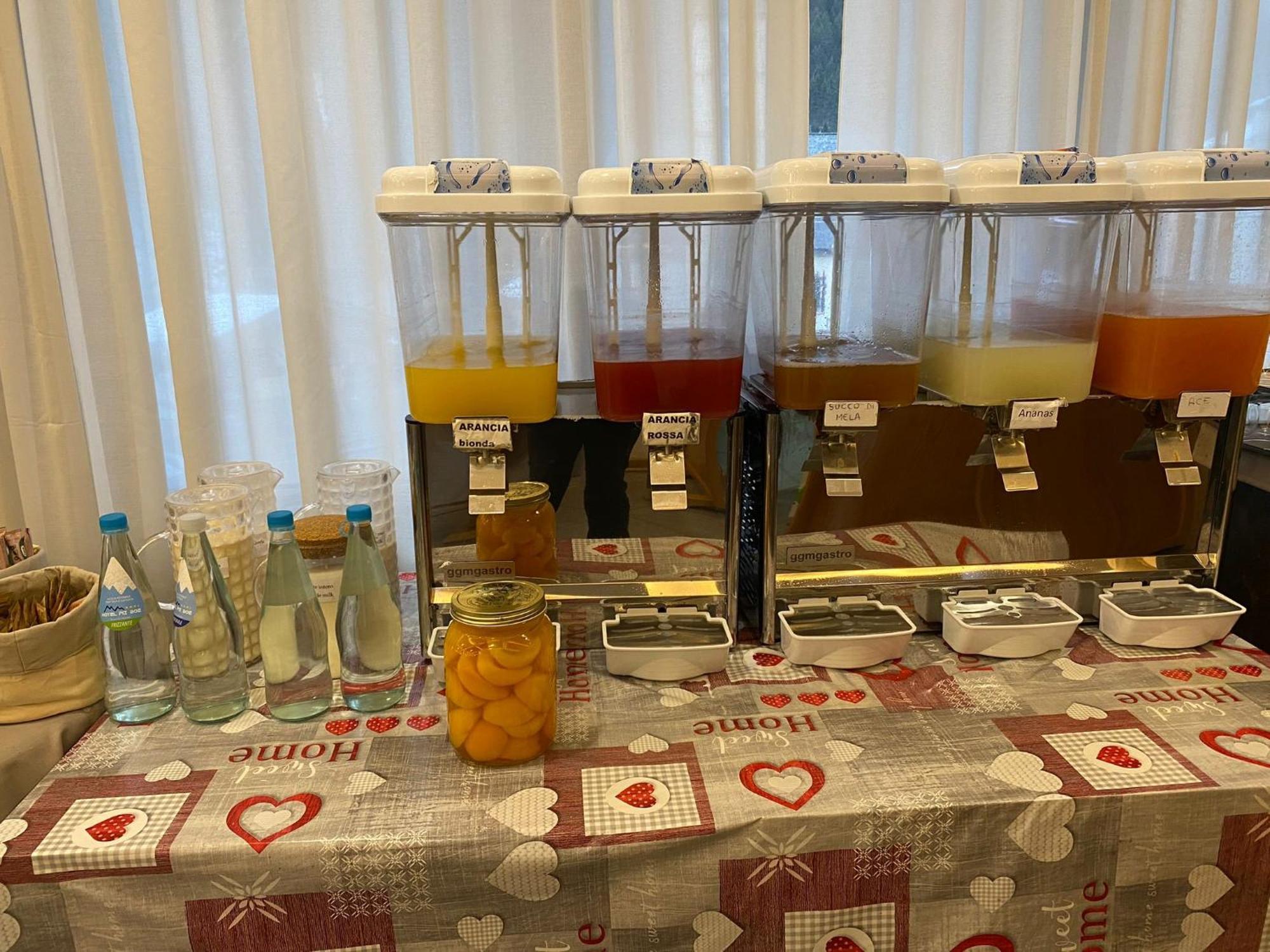 Hotel Pizboe 马津 外观 照片