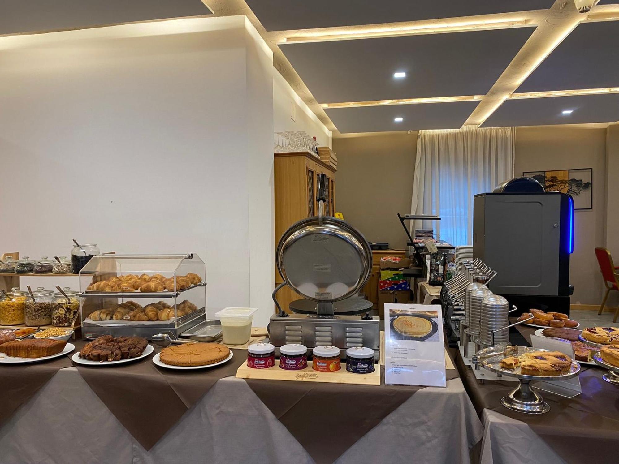 Hotel Pizboe 马津 外观 照片